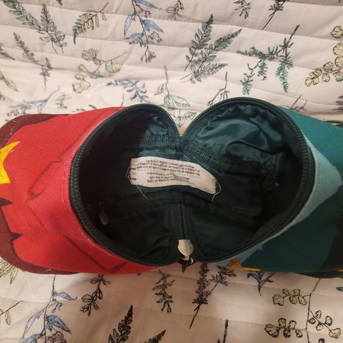 Apivita pencil case in like new condition