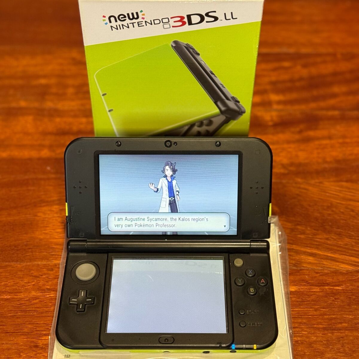 Nintendo 3DS XL Lime x Black like new,… - € 550,00 - Vendora.cy