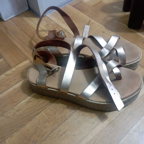 Women's summer shoes like new, 3 leather pairs, size 38