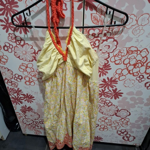 Floral dress like new, size M, yellow and orange