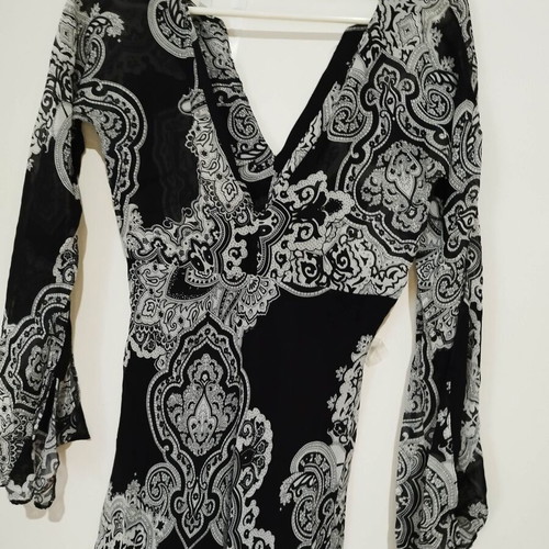 Asymmetric long dress XS black and white like new