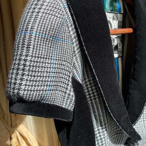 St. Martins checked jacket new with velvet, size S