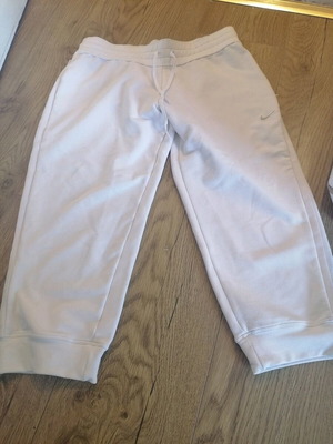 Nike summer pants knee-length like new, white