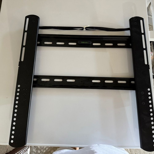 TV mount like new