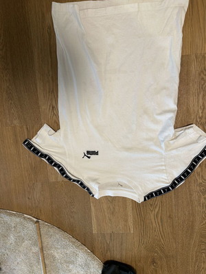 Puma t-shirt size S like new, black and white