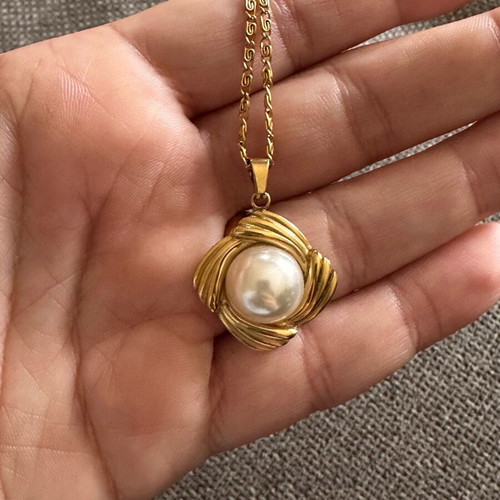 Vintage necklace with pearl gold-plated stainless steel new