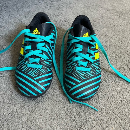 Adidas Nemesis Kids' Football Shoes Like New Size 28 Blue