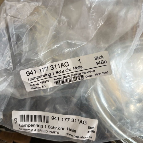 VW Beetle H4 Headlights Pair 1968- Like New