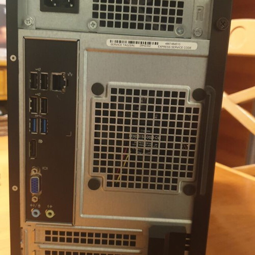 Dell Optiplex 3020 Desktop like new with monitor, keyboard & mouse
