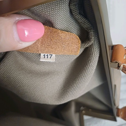 Miu Miu handbag like new, beige