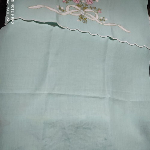 Hand-embroidered linen baby crib sheet, veraman color