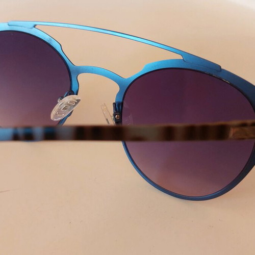 White Shark WS049 C03 sunglasses like new, blue and purple