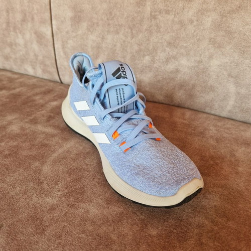 Adidas women's sneakers G27383 like new, pastel glow blue