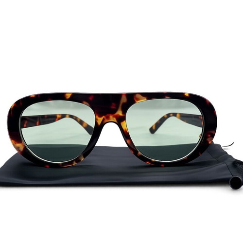 Sunglasses with green lenses tortoise new