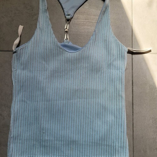 Top XS used, turquoise with silver thread