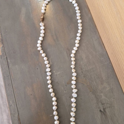 Necklace with freshwater pearls and 14k gold clasp new