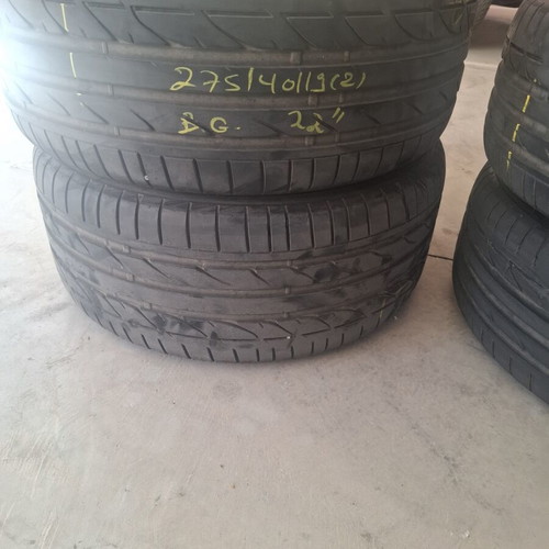 Car tires like new, set of 4, sizes 275/40/19 rear and 245/45/19 front