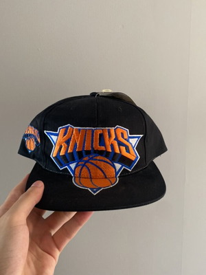 New York Knicks SnapBack καπέλο vintage 90s, καινούργιο με ετικέτες