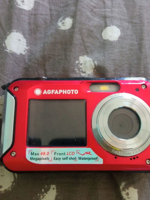 Agfaphoto Realishot WP 8000 used with broken screen for repair or parts