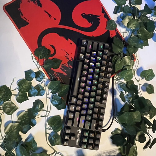 Keyboard and mousepad set