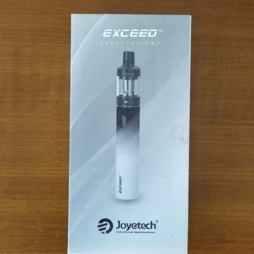 Joyetech Exceed D19 like new with two atomizers and new coils