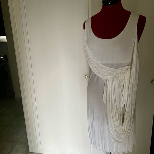 White dress Medium like new made of maco fabric