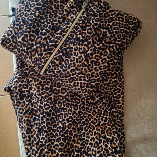 Velour animal print tracksuit like new, size S