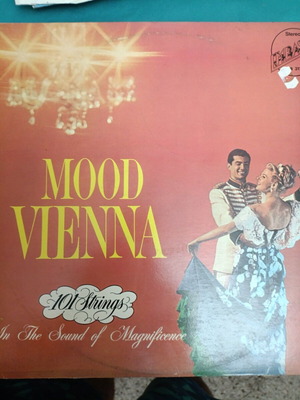 Mood Vienna 101 Strings vinyl record like new