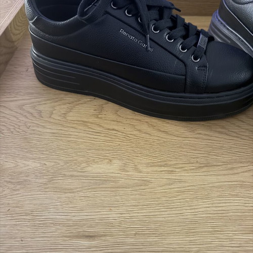 Renato Garini leather sneakers size 42, black
