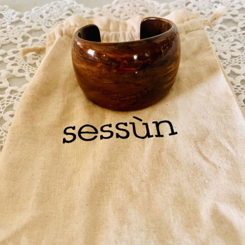 Sessùn Ambrito Resin Cuff Bracelet new, brown, with case