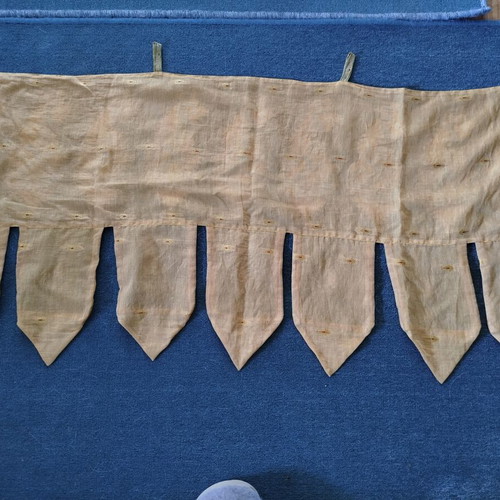 Indian woven bed valance like new, cotton, Jamdani technique