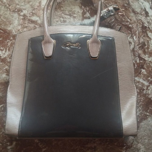 Alex Max Handbag new, beige and brown