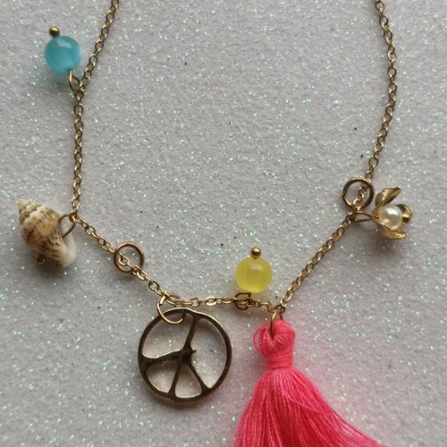Bracelet like new with details and tassel