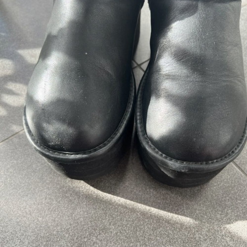 Ugg Ultra Mini Platform boots like new, leather, size 36, black