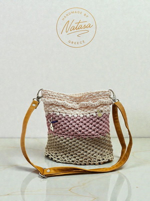 Handmade knitted shoulder bag in beige and pink tones, new
