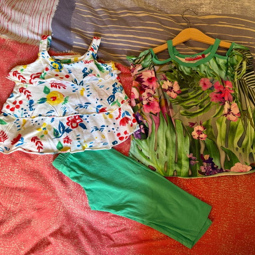 Summer set for girl 3-4 years Benetton and Mini Raxevsky like new