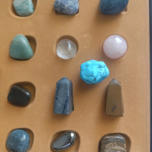 Deagostini Stones and Crystals Case used