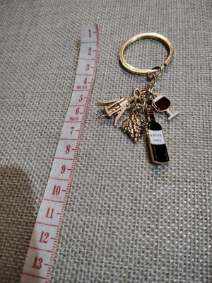 Keychain with vineyard theme new