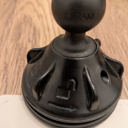 Ram Twist-Lock Ball Mount Suction Cup with Rotating Lock B Size 1"