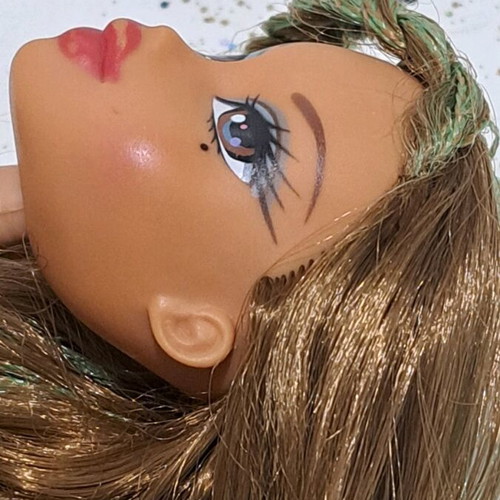 Bratz Tokyo A-go-go Yasmin (1st ed) used, nude with flaws