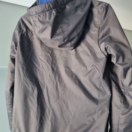 Benetton windproof waterproof jacket with hood and fleece lining