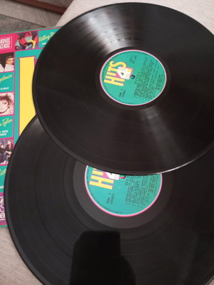 Hits 4 double record like new