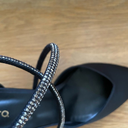 Black pumps with rhinestones new, size 38, heel 8.3cm