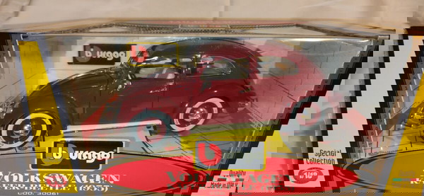  CAR metal MODELS 1:18