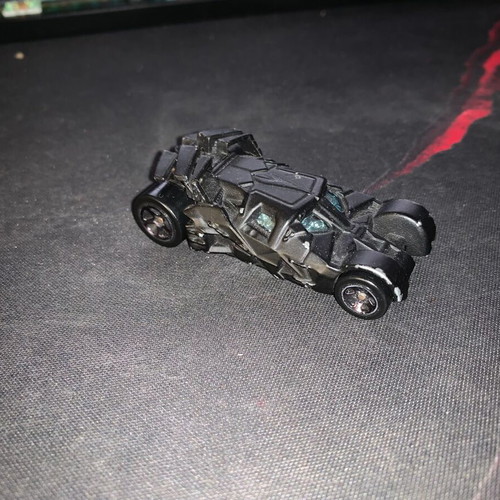 Tumbler Dark Knight Batmobile Hot Wheels used black 2006