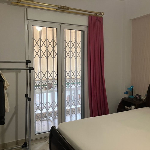 Apartment 48 m² renovated, 2nd floor, security door, balcony