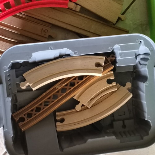 Hape ξύλινο τρενάκι με ράγες μεταχειρισμένο, διάφορα κομμάτια