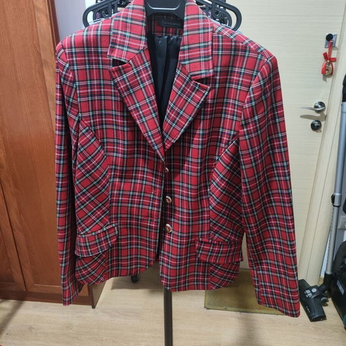 Blazer Chrisper tartan red size 50 like new