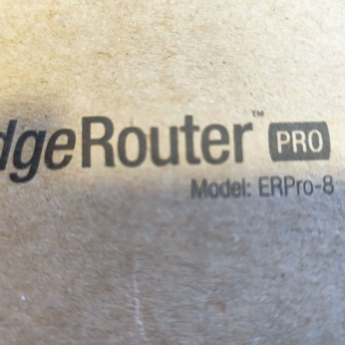 Ubiquiti EdgeRouter PRO ERPro-8 router like new