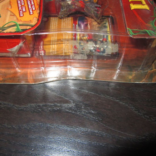 Gormiti Cartoon Series 2 figures and 2 cards new sealed